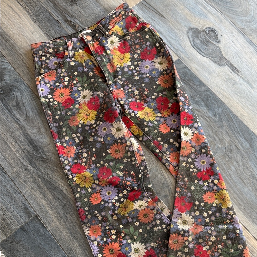 Wrangler earth wash Floral flare Jeans